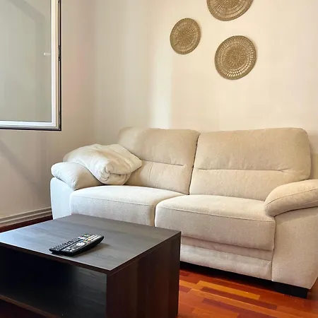 Claret - A 600 M De La Playa 기욘